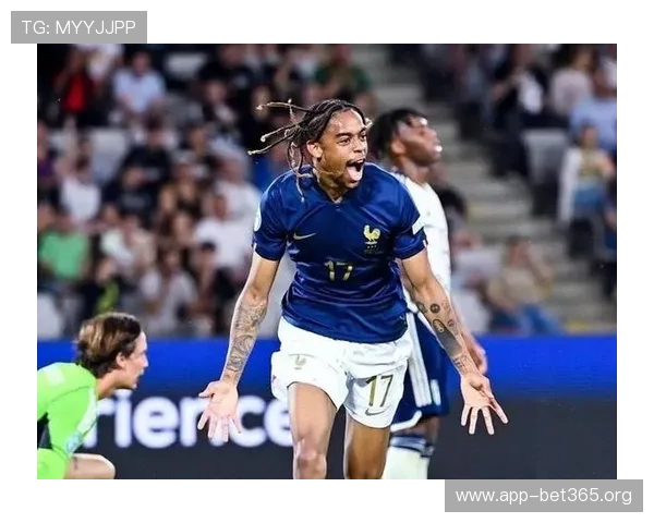 姆巴耶谈巴黎6-1逆转胜利 赞布拉德利助攻助力进球